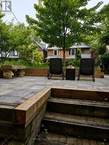 Toronto (North Riverdale) townhouse for rent - LOWER - 10 WROXETER AVENUE Lower