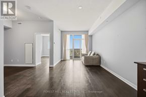Toronto (Willowdale West) condo for rent - A bathroom with a sink, mirror, and bathtub.