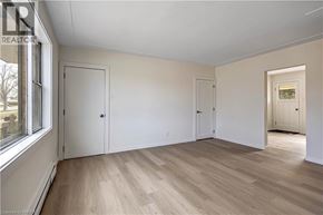 London apartment for rent - 1887-1889 WAVELL Street