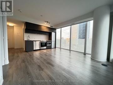 Toronto (Church-Yonge Corridor) condo for rent - A spacious kitchen with a view of the city.
