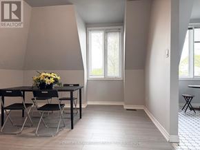Toronto (Bridle Path-Sunnybrook-York Mills) apartment for rent - A dining room with a table and chairs.