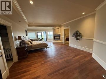 West Vancouver apartment for rent - A living room with a couch and a fireplace.