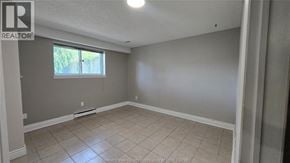 Windsor apartment for rent - A room with a window and a tiled floor.