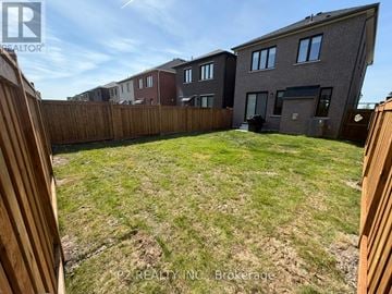 Barrie apartment for rent - 384 MADELAINE DRIVE
