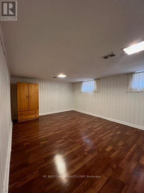 Toronto (Lansing-Westgate) apartment for rent - 173 POYNTZ AVENUE