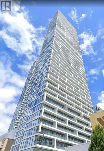 Vaughan (Vaughan Corporate Centre) condo for rent - 505 - 5 BUTTERMILL AVENUE 505