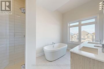 Richmond Hill (Oak Ridges) townhouse for rent - 