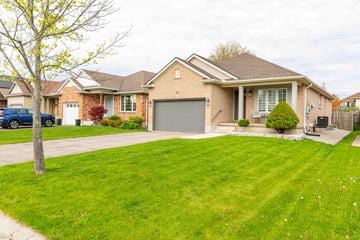 St. Thomas house for rent - 15 Hagerman Crescent