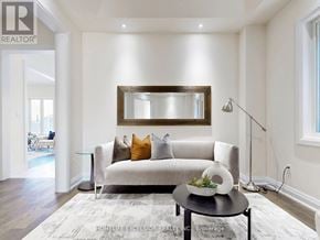 Richmond Hill (Oak Ridges) apartment for rent - 19 AIDA PLACE