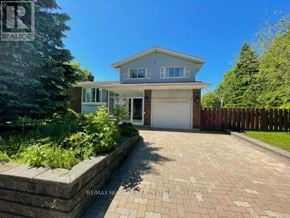 Niagara Falls (Morrison) apartment for rent - A house with a garage is for sale.