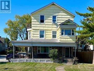 Niagara Falls (Downtown) multi-family for rent - UNIT 2 - 4711 RIVER ROAD Unit 2
