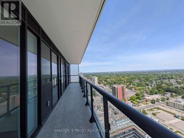 Toronto (Newtonbrook West) condo for rent - A balcony with a view of the cityscape.