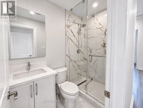 Toronto (Kensington-Chinatown) multi-family for rent - B - 442 SPADINA AVENUE B