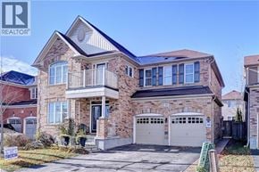 Cambridge apartment for rent - A large house with a garage is for sale.