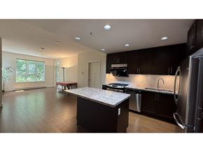Surrey apartment for rent - 208 15428 31 AVENUE 208
