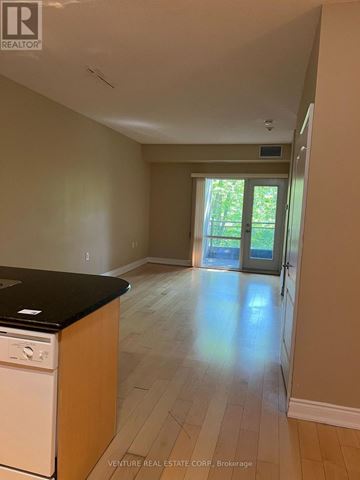 Vaughan (Islington Woods) condo for rent - 224 - 8201 ISLINGTON AVENUE 224