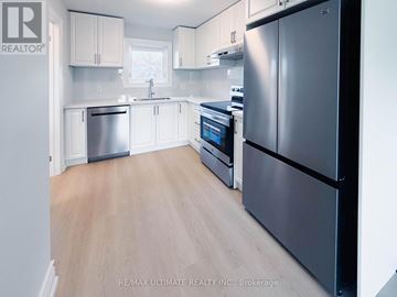 Toronto (Rustic) apartment for rent - UPPER1 - 83 BURR AVENUE Upper1