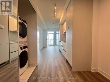 Toronto (Moss Park) condo for rent - 3715 - 180 FRONT STREET E 3715