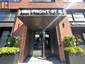 Toronto (Moss Park) condo for rent - 3201 - 180 FRONT STREET E 3201