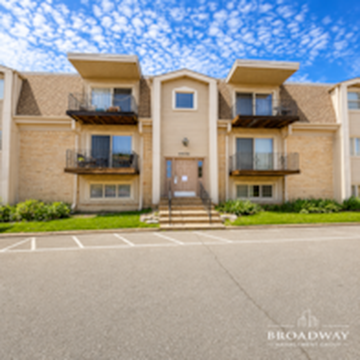 Louisville house for rent - 4026 Poplar Level Rd #3