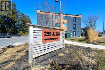 Hamilton (Stoney Creek) condo for rent - 302 - 261 KING STREET E 302