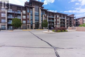 Burlington (Uptown) condo for rent - 313 - 5010 CORPORATE DRIVE 313