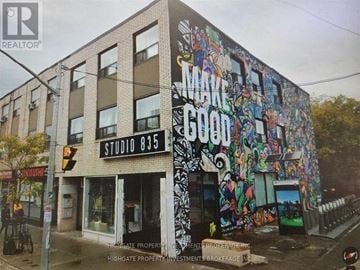 Toronto (Palmerston-Little Italy) fourplex for rent - D - 835 BLOOR STREET W D