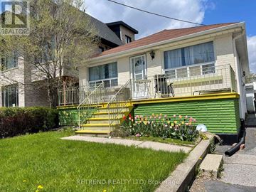 Toronto (Yorkdale-Glen Park) apartment for rent - LOWER - 260 RANEE AVENUE Lower