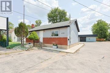 London East (East H) apartment for rent - A - 1775 OXFORD STREET E A