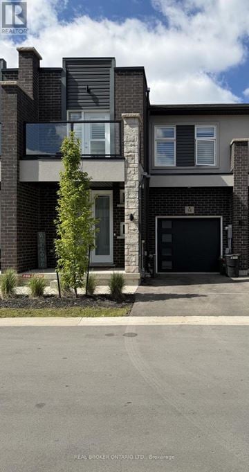 Niagara Falls (Hospital) townhouse for rent - 14 UPPER LEVEL - 5672 DORCHESTER ROAD