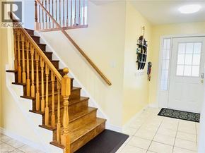 Kitchener apartment for rent - 136 HIDDEN CREEK Drive