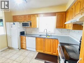 Kitchener apartment for rent - 136 HIDDEN CREEK Drive