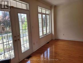 Markham (Berczy) apartment for rent - A room with a door and a window.