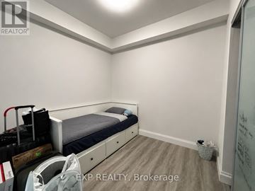 Toronto (Kensington-Chinatown) condo for rent - 3710 - 426 UNIVERSITY AVENUE 3710