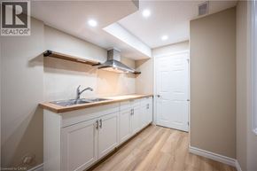 Kitchener apartment for rent - 261 BENNINGER Drive