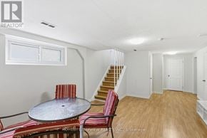Toronto (Bayview Woods-Steeles) apartment for rent - A room with a table and chairs in it.