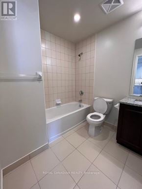 Toronto (Mimico) condo for rent - 3509 - 38 ANNIE CRAIG DRIVE 3509