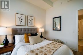 Toronto (Weston-Pellam Park) condo for rent - 917 - 1787 ST. CLAIR AVENUE W 917