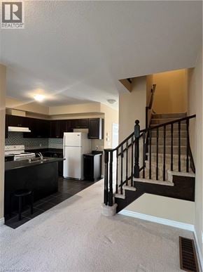 Hamilton townhouse for rent - 36 MEDICI Lane