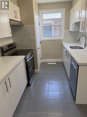 Milton (Om Old Milton) duplex for rent - UPPER - 377 MARTIN STREET UPPER