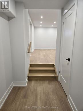 Niagara Falls (Brown) apartment for rent - LOWER - 7394 SPLENDOUR DRIVE Lower