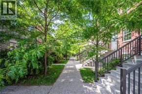 Kitchener townhouse for rent - 5 WHITEHAVEN Lane