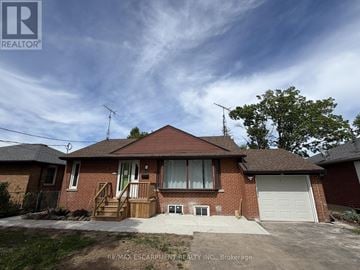 Milton (Om Old Milton) apartment for rent - LOWER - 377 MARTIN STREET LOWER