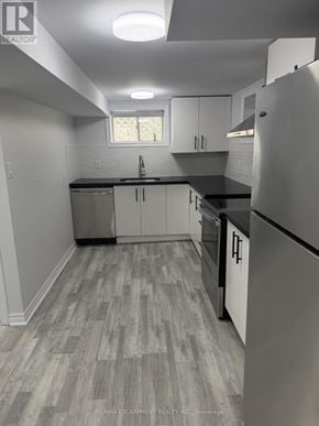 Milton (Om Old Milton) apartment for rent - LOWER - 377 MARTIN STREET LOWER