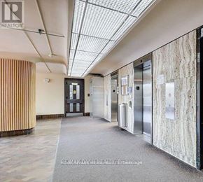 Toronto (Crescent Town) condo for rent - 2817 - 1 MASSEY SQUARE 2817