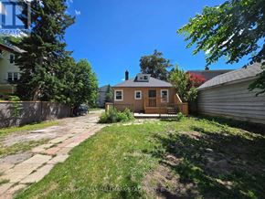 Richmond Hill (Mill Pond) apartment for rent - 49 HUNT AVENUE