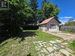 Richmond Hill (Mill Pond) apartment for rent - 49 HUNT AVENUE