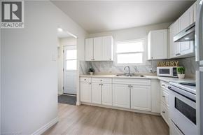 Waterloo townhouse for rent - 212 WESTCOURT Place