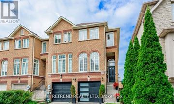 Toronto (Willowdale East) townhouse for rent - 8H HYCREST AVENUE