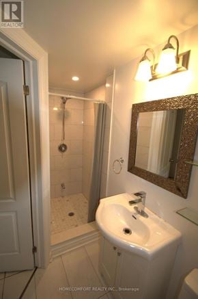 Markham (Unionville) townhouse for rent - 22 INTERLACKEN WAY